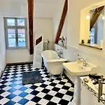 Oswald Hempel 5 Zimmermaisonette Und 3 Loftwohnung Daire *