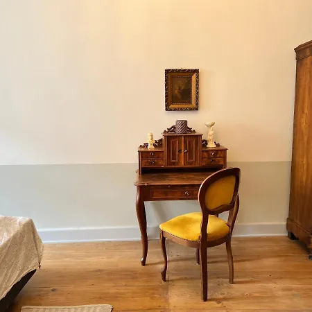 Apartment Oswald Hempel, Mit 5 Zimmermaisonette Und 3 Gartenwohnung *