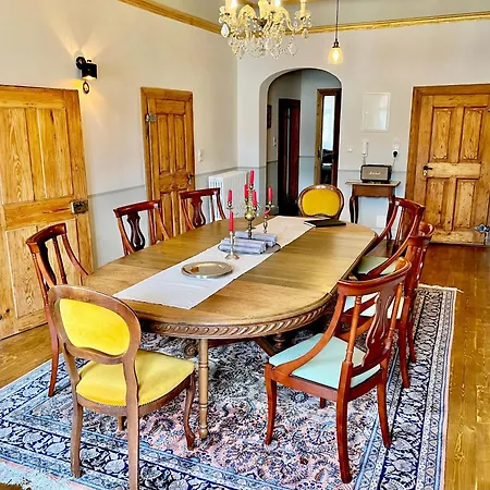 Oswald Hempel, Mit 5 Zimmermaisonette Und 3 Gartenwohnung *