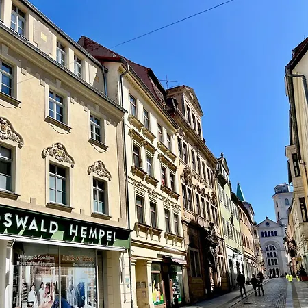 Oswald Hempel, Mit 5 Zimmermaisonette Und 3 Zimmer Gartenwohnung Apartment