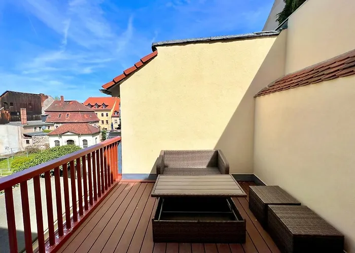 Oswald Hempel 5 Zimmermaisonette Und 3 Loftwohnung تسيتاو