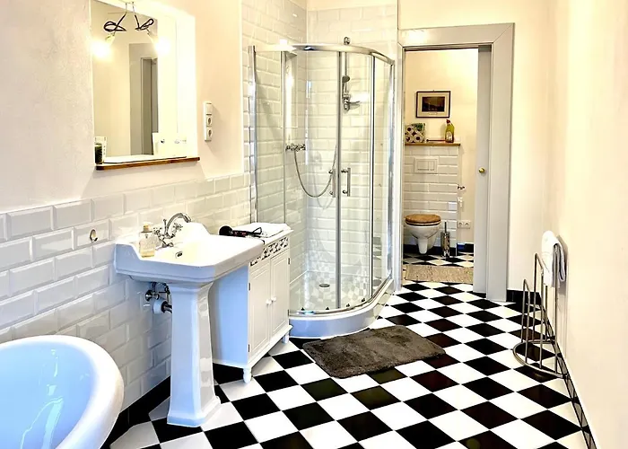 Oswald Hempel 5 Zimmermaisonette Und 3 Loftwohnung * تسيتاو